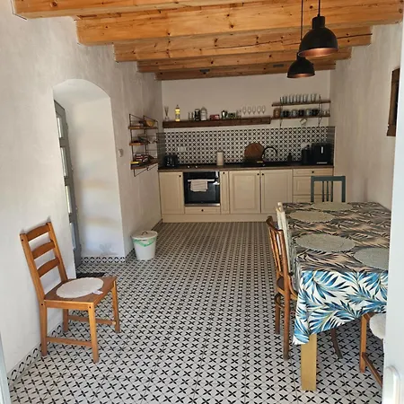 Myrtus Borbár és Apartamento